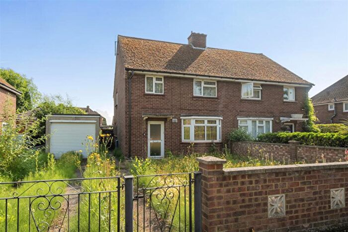 3 Bedroom Semi-Detached House For Sale In Hastings Road, Kempston, Bedford, MK42