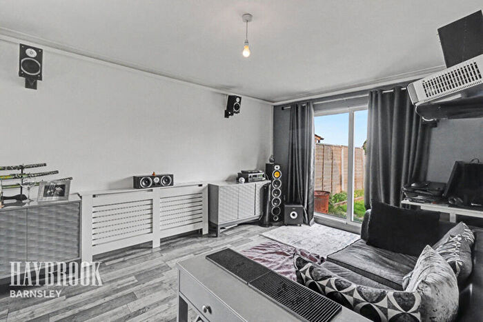 4 Bedroom Semi Detached House For Sale In Dearne Road, Brampton, S73