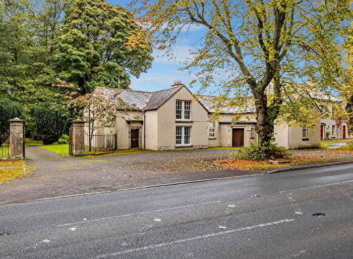 3 Bedroom Detached House For Sale In Newcastle Road, Downpatrick, BT30