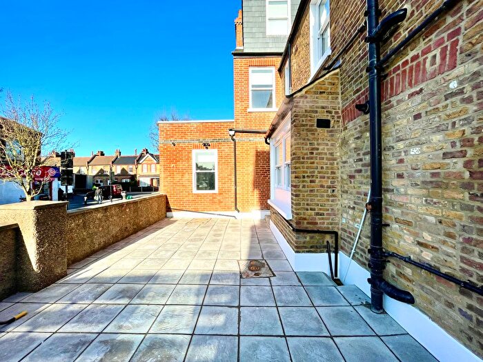 1 Bedroom Property To Rent In Lordship Lane, London, N17