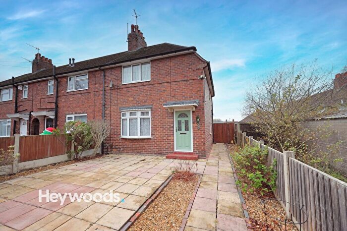 2 Bedroom Town House For Sale In St. Patricks Drive, Newcastle Under Lyme, ST5
