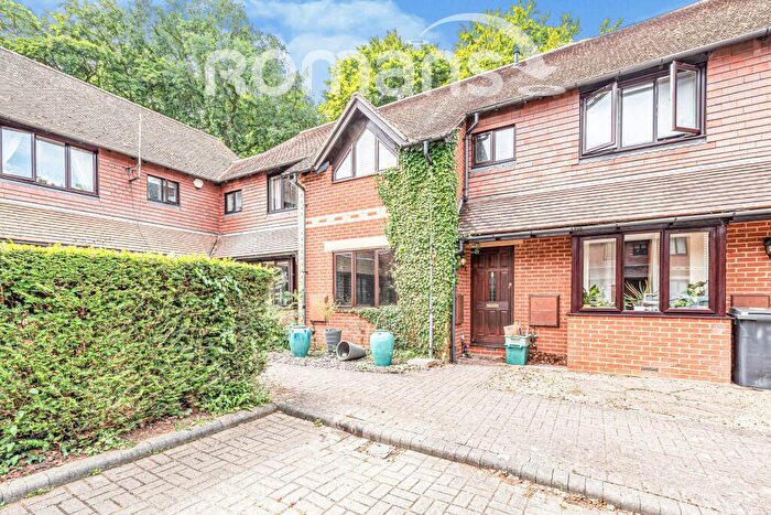 2 Bedroom Terraced House To Rent In Laneswood, Mortimer, Reading, RG7