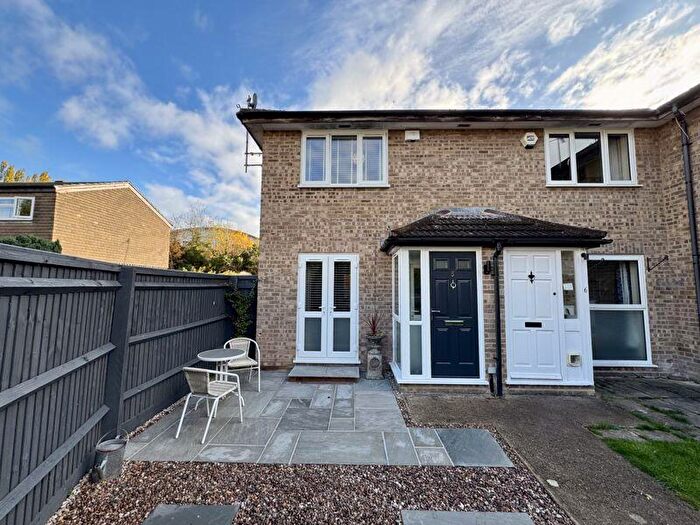1 Bedroom End Of Terrace House For Sale In Spring Gardens, Wooburn Green, HP10