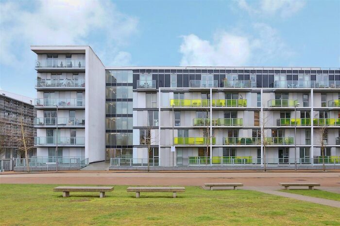 1 Bedroom Flat To Rent In Emerson Apartments, New River Village, Hornsey, N8