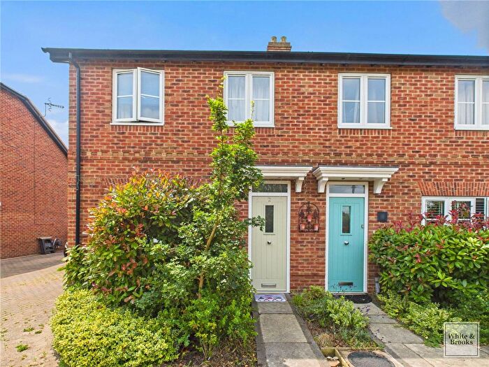 3 Bedroom Semi-Detached House For Sale In Burndell Road, Yapton, BN18