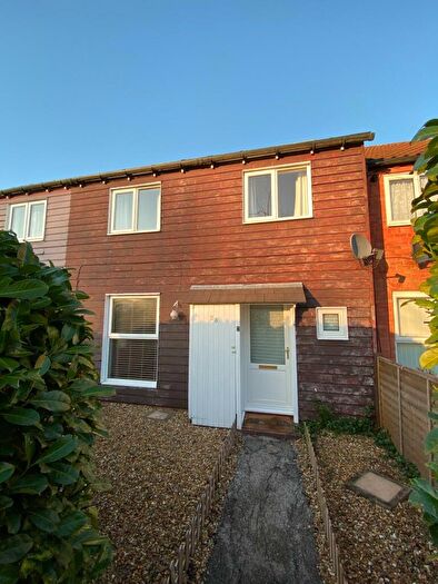 3 Bedroom Terraced House To Rent In Rawlins Road, Bradwell Village, Milton Keynes, MK13