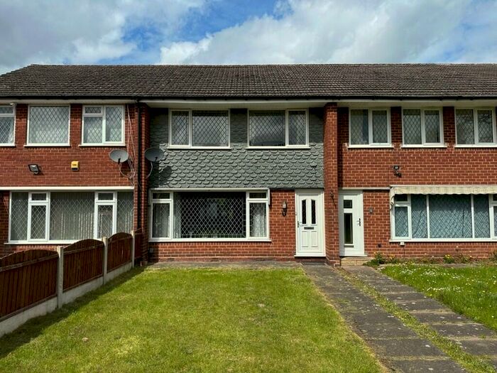 3 Bedroom Terraced House To Rent In Solihull Road, Shirley, Solihull, B90