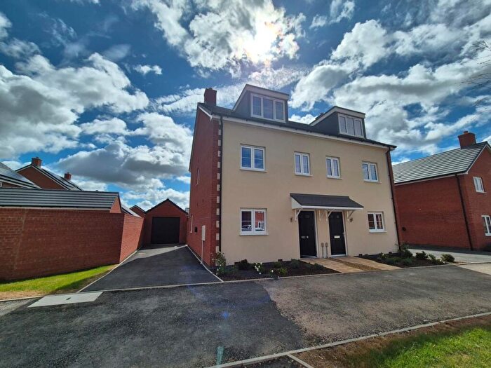 3 Bedroom Semi-Detached House To Rent In Wootton Grange Way, South Wootton, King'S Lynn, PE30
