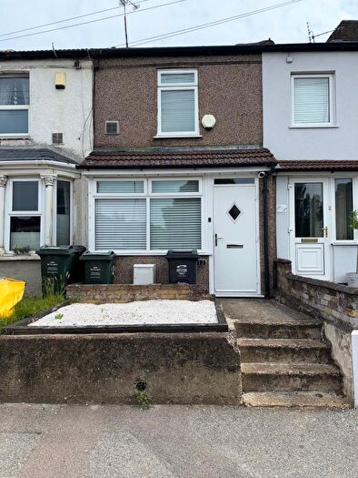 2 Bedroom Terraced House To Rent In Lincolnshire Terrace, Green Street Green Road, Kent, DA2