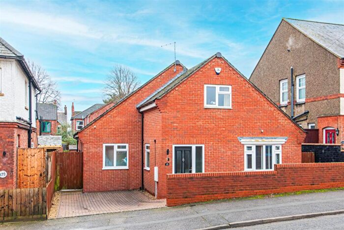 3 Bedroom House To Rent In Neale Avenue, Kettering, NN16