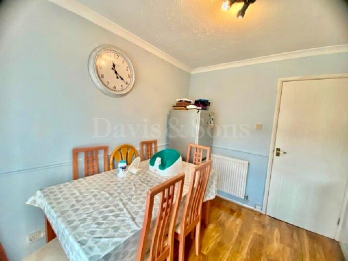 3 Bedroom SemiDetached House For Sale In Poppy Place, Rogerstone