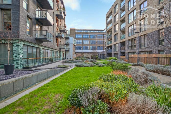 2 Bedroom Flat To Rent In Grange Gardens, Haven Way, Bermondsey, SE1