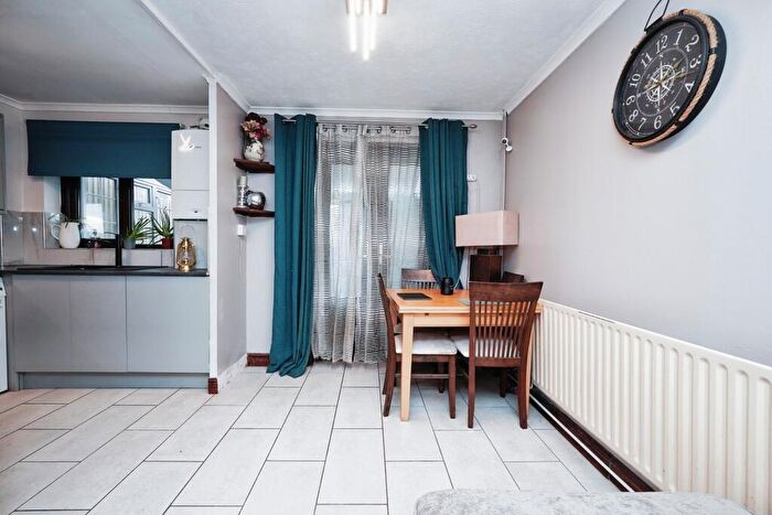 2 Bedroom End Of Terrace House For Sale In Christchurch Way, Dover, Kent, CT16