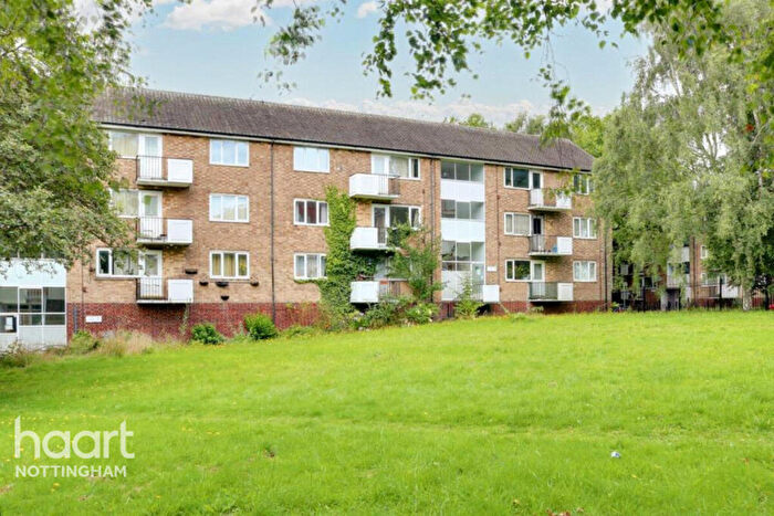 2 Bedroom Flat To Rent In Grafton Court, Nottingham, NG7