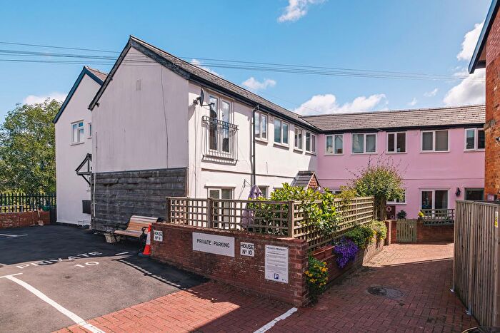 2 Bedroom Semi-Detached House For Sale In Kings Head Mews, Ross-On-Wye, Herefordshire, HR9