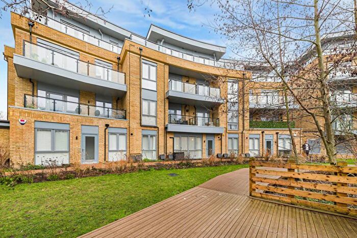 2 Bedroom Maisonette For Sale In Roman Way, Beckenham, BR3
