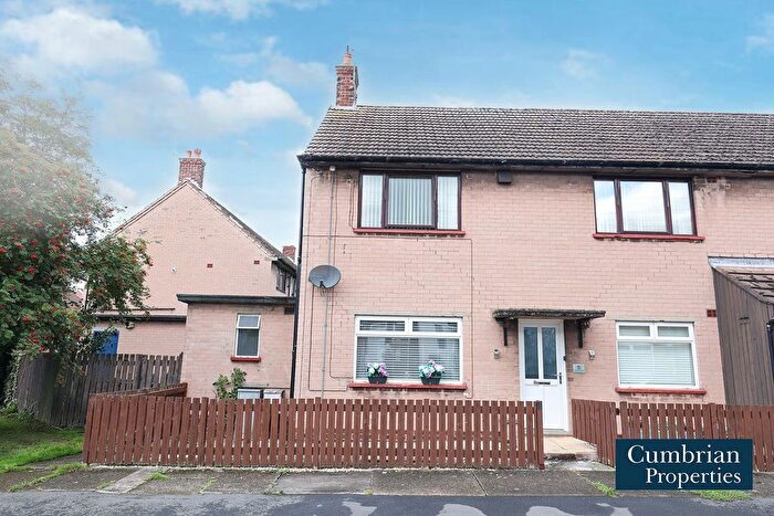 2 Bedroom Flat For Sale In Broome Court, Harraby, Carlisle, CA1