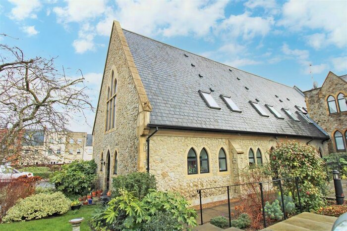 2 Bedroom Flat To Rent In Conway Mews, Brompton, Gillingham ME7