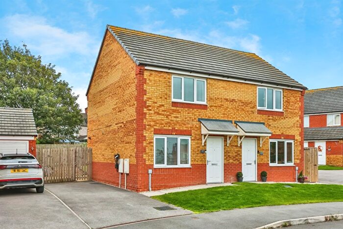 2 Bedroom Semi Detached House For Sale In Manderley Gardens, Sutton-In-Ashfield, NG17