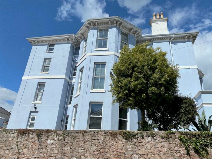 Studio To Rent In Flat, Waldon Hall, Torquay, Devon, TQ2