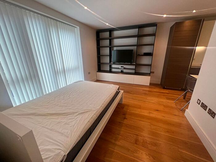 Studio To Rent In Elstree Apartments, Grove Park, London, NW9