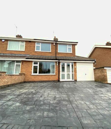 3 Bedroom Semi-Detached House To Rent In Windrush Drive, Oadby, Leicester, LE2