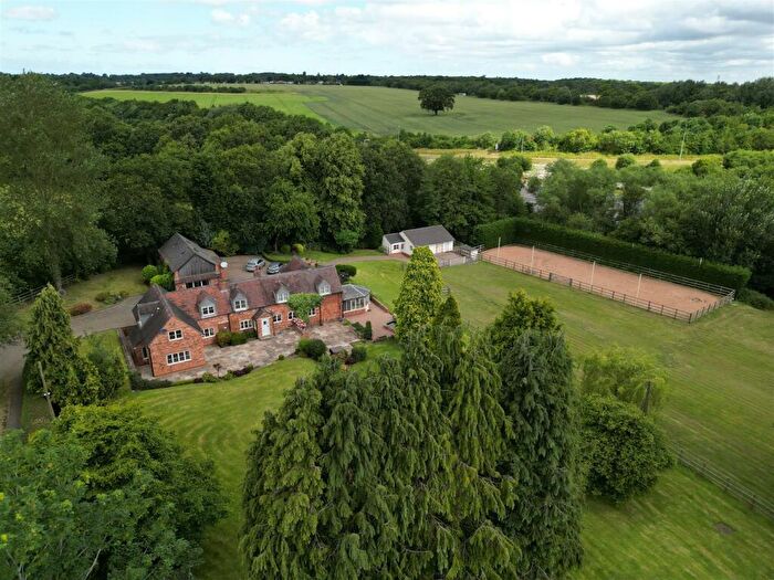 4 Bedroom Detached House For Sale In Withy Hill Road, Sutton Coldfield, B75