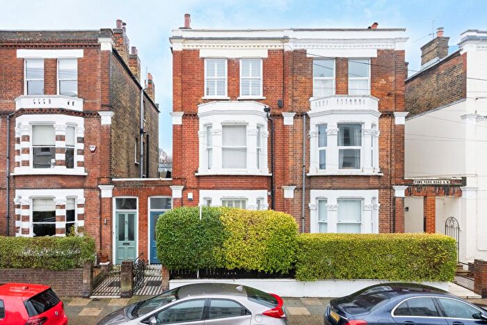 1 Bedroom Flat For Sale In Fawe Park Road, East Putney, SW15