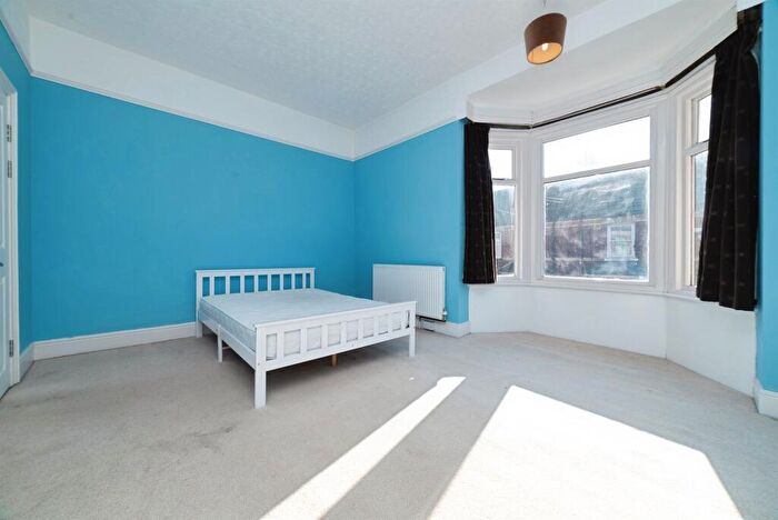 3 Bedroom Terraced House For Sale In Duesbery Street, Hull, HU5
