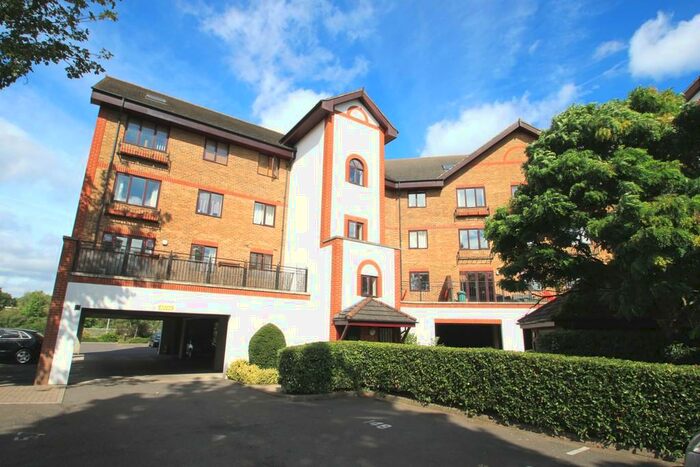1 Bedroom Apartment To Rent In Sopwith Way, Kingston Upon Thames, KT2