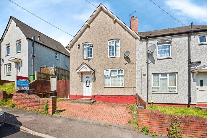 3 Bedroom End Of Terrace House For Sale In Watsons Green Road, Dudley, DY2
