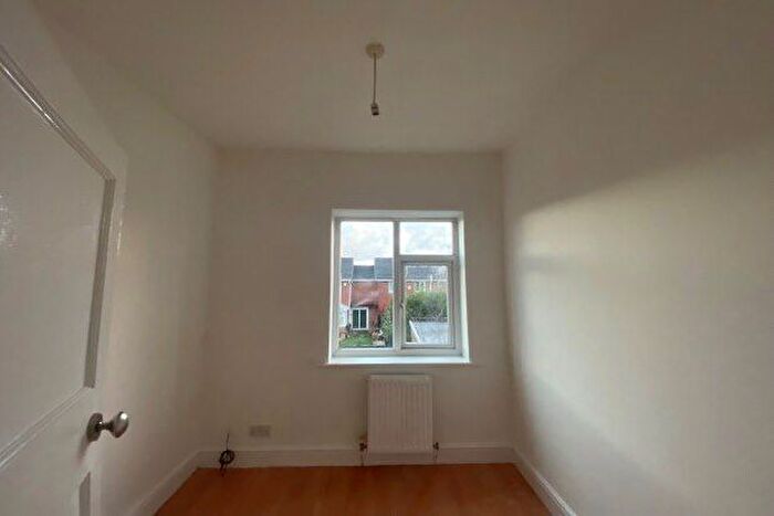 2 Bedroom End Of Terrace House To Rent In Great Moor Street, Stockport, SK2