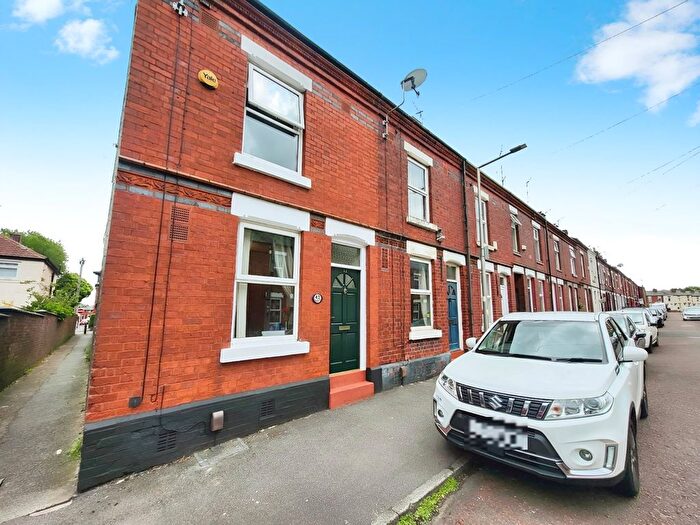 2 Bedroom End Of Terrace House To Rent In Churchill Street, Heaton Norris, Cheshire, SK4