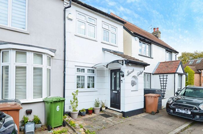 2 Bedroom Semi-Detached House For Sale In Springfield, Bushey Heath, Bushey, WD23