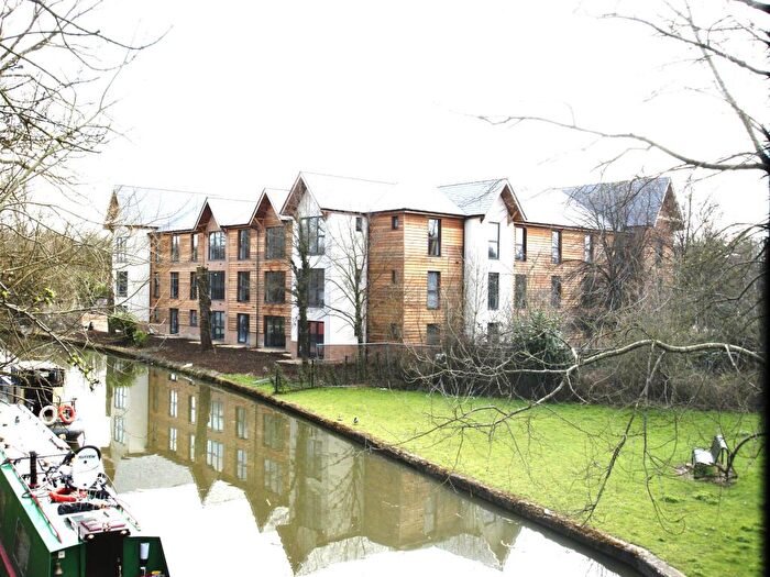 Apartment To Rent In Waterside House, Woodley Headland, MK6