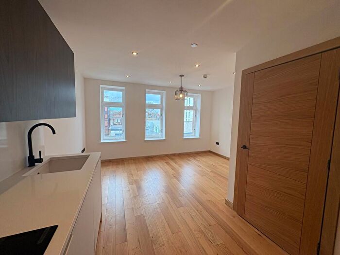 1 Bedroom Apartment To Rent In The Merchants, New Market Street, Leeds, LS1