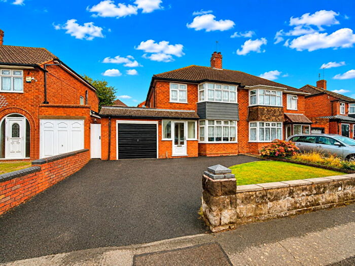 3 Bedroom Semi-Detached House For Sale In Woodfield Avenue, Pensnett, Brierley Hill, DY5