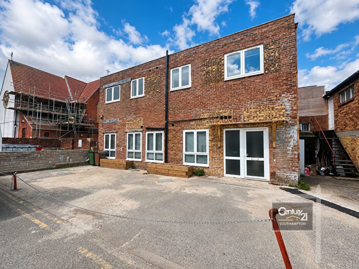 1 Bedroom Flat To Rent In |Ref: |, Leigh Road, Eastleigh, SO50