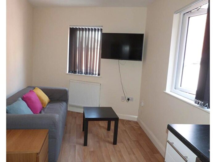2 Bedroom Flat To Rent In Alexander House, Ormskirk, L39