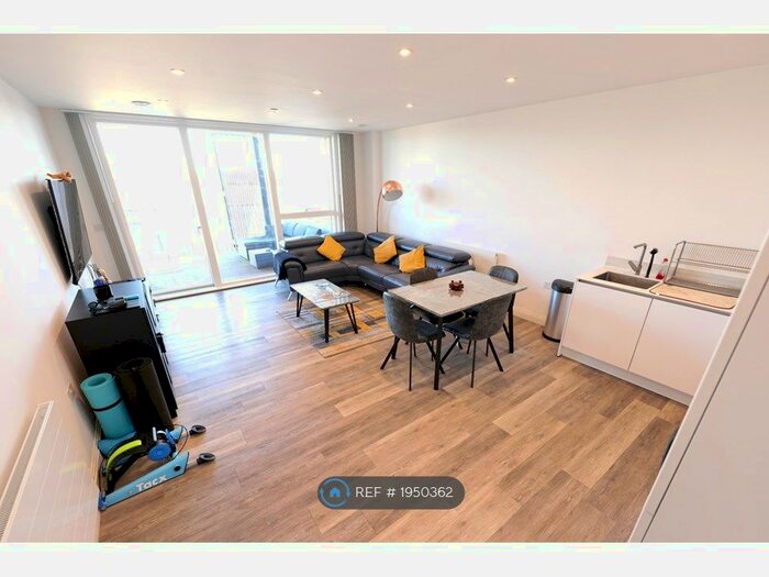 2 Bedroom Flat To Rent In Scena Way, London, SE5