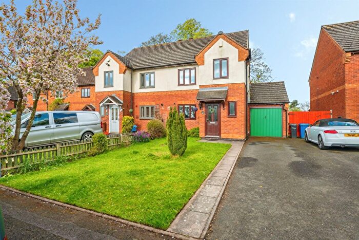 3 Bedroom Semi Detached House For Sale In Willett Avenue, Burntwood, WS7