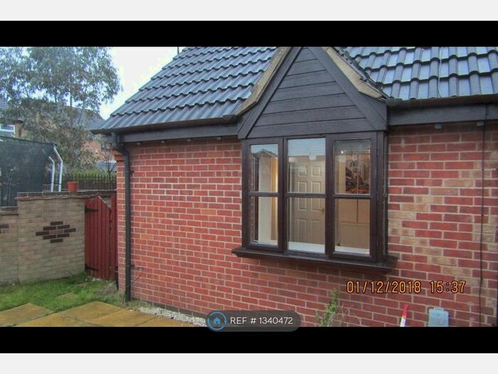 1 Bedroom Semi-Detached House To Rent In Langley Park, Kingswood, Hull, HU7