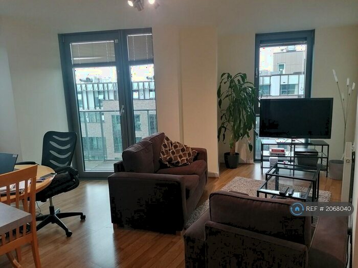 1 Bedroom Flat To Rent In High Street, Stratford, E15