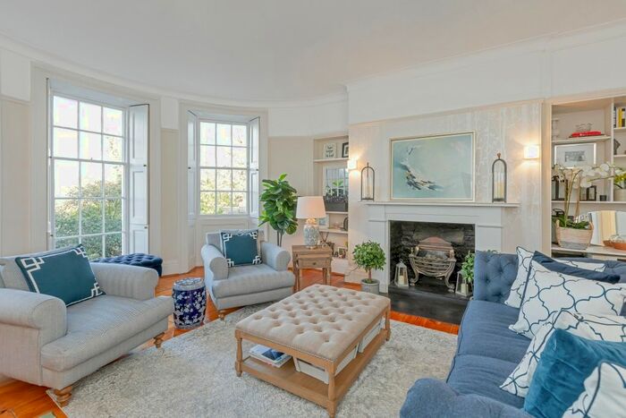 4 Bedroom Flat To Rent In West Grove, London, SE10