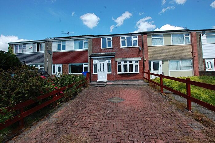 3 Bedroom Terraced House To Rent In Middle Green, Ashton-Under-Lyne, Greater Manchester, OL6