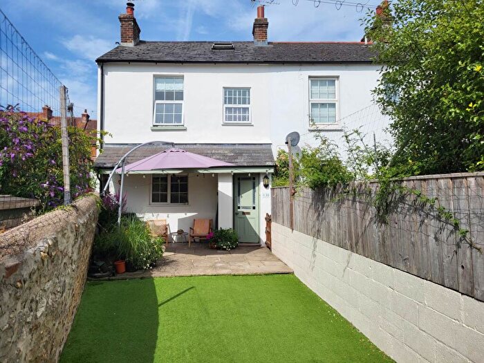3 Bedroom End Of Terrace House For Sale In Seaton Down Rd, Seaton, Devon, EX12