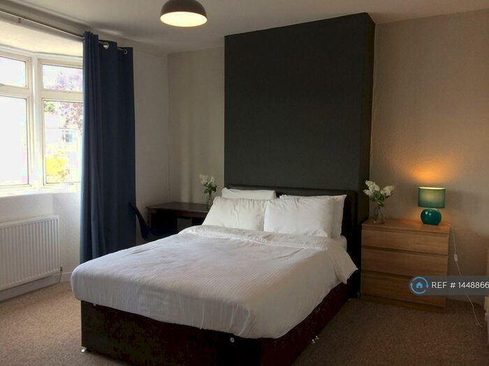 4 Bedroom Flat To Rent In Donbank Terrace, Aberdeen, AB24