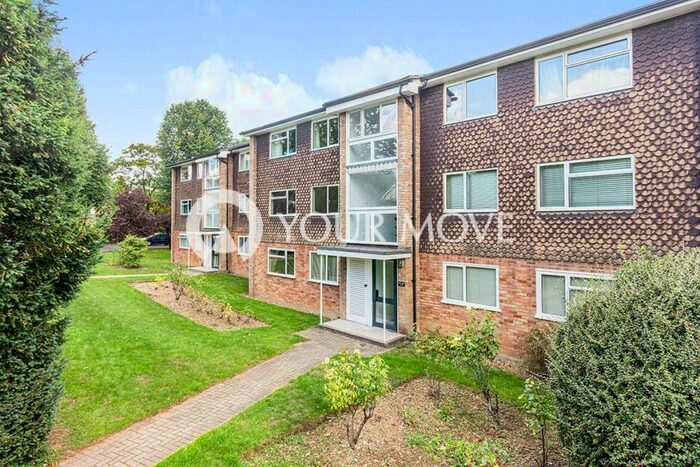 2 Bedroom Flat To Rent In Albion Road, Sutton, SM2