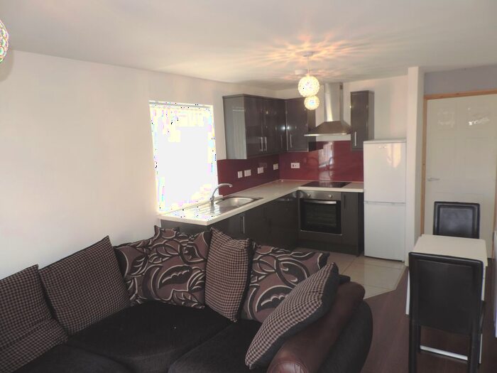 1 Bedroom Flat To Rent In Whitchurch Road, Cardiff, CF14