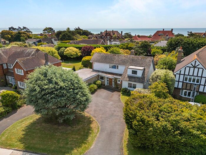 5 Bedroom Detached House For Sale In West Ridings, East Preston, BN16